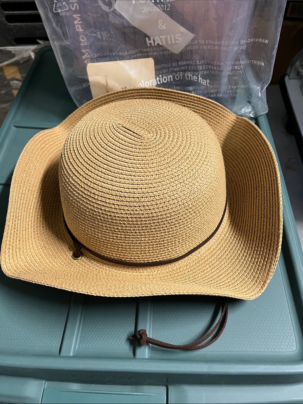 Women’s Straw Sun Hat with Chin Cord - Tan size M/L